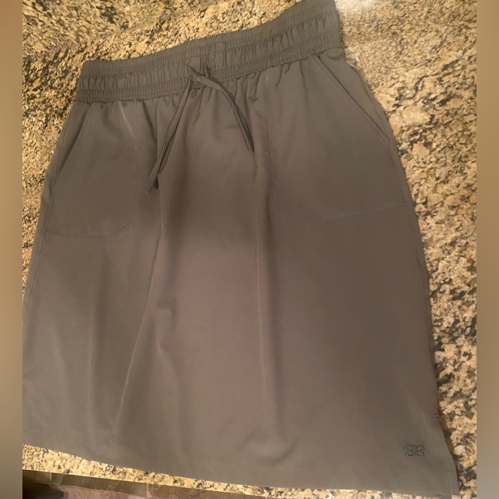 Albion The Away Skirt